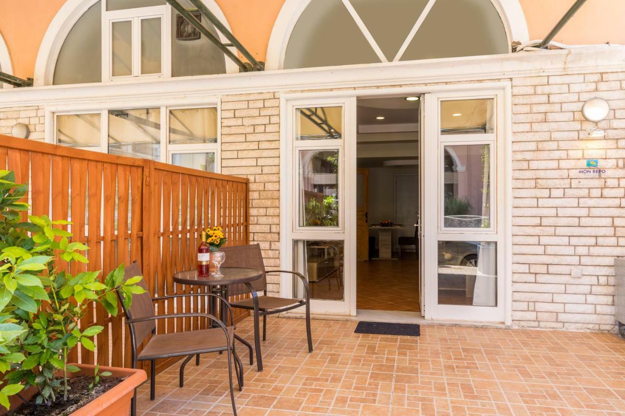 Mon-Repo Suites Corfu  Esterno foto